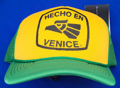 HECHO EN VENICE TWO-TONE TRUCKER HATS