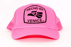HECHO EN VENICE TRUCKER HAT