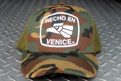 HECHO EN VENICE CAMO TRUCKER HAT